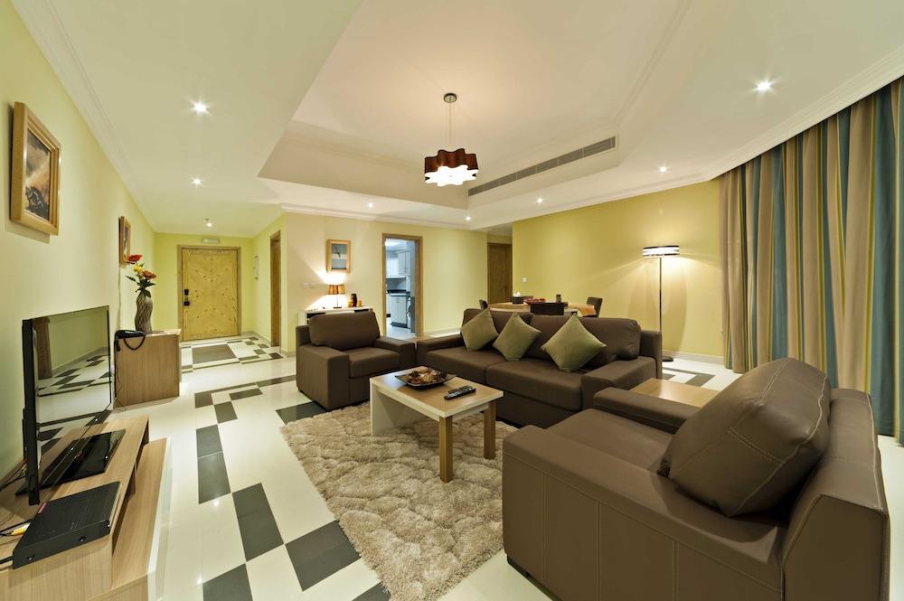 Magnum Hotel & Suites West Bay Doha Exterior foto