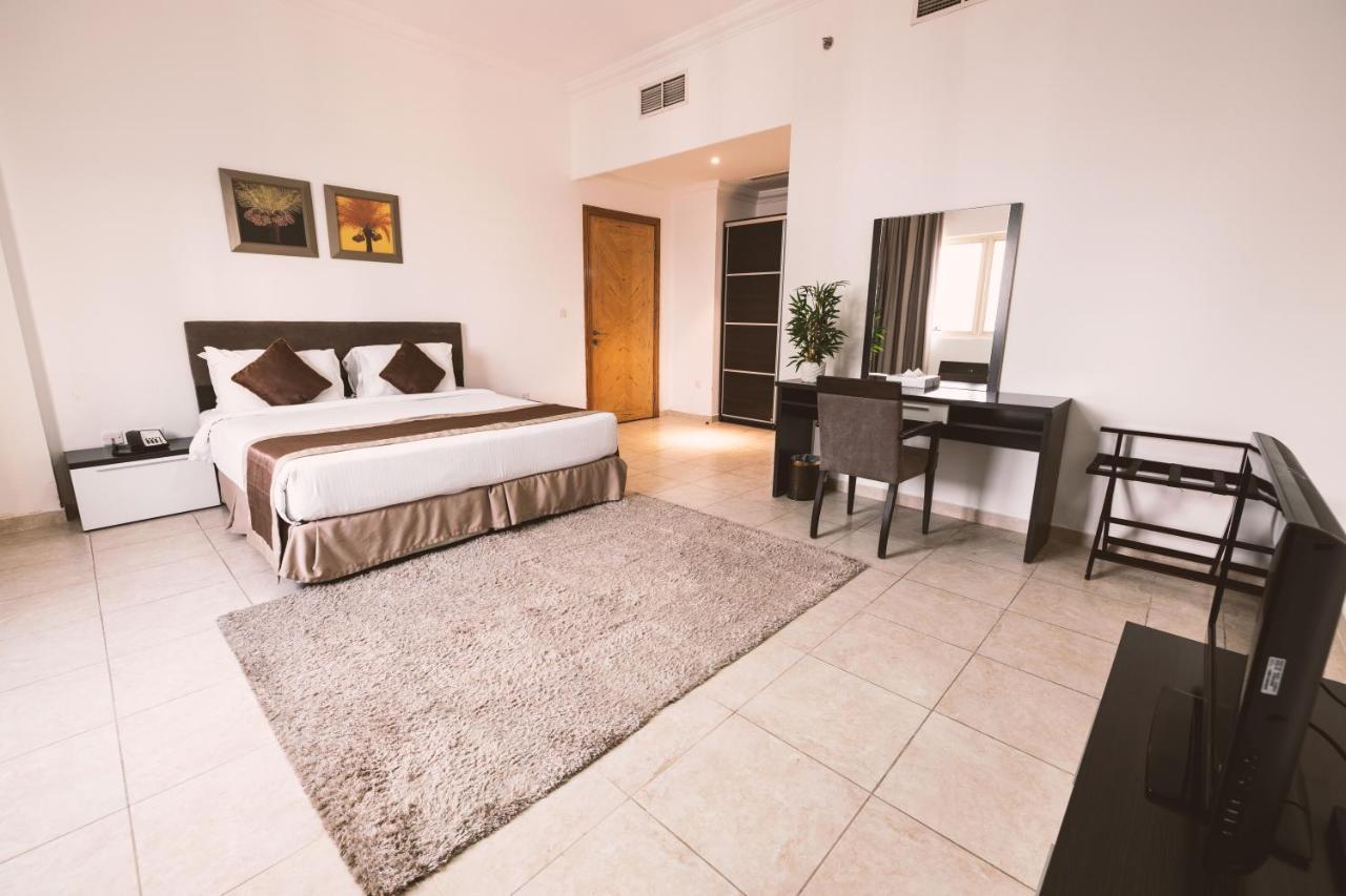 Magnum Hotel & Suites West Bay Doha Exterior foto